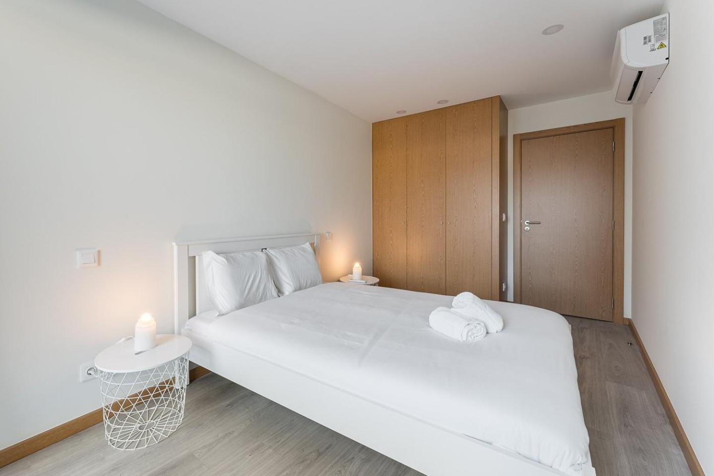 Guestready - Sleek Monochromatic In Bonfim Apartment Porto Exterior foto